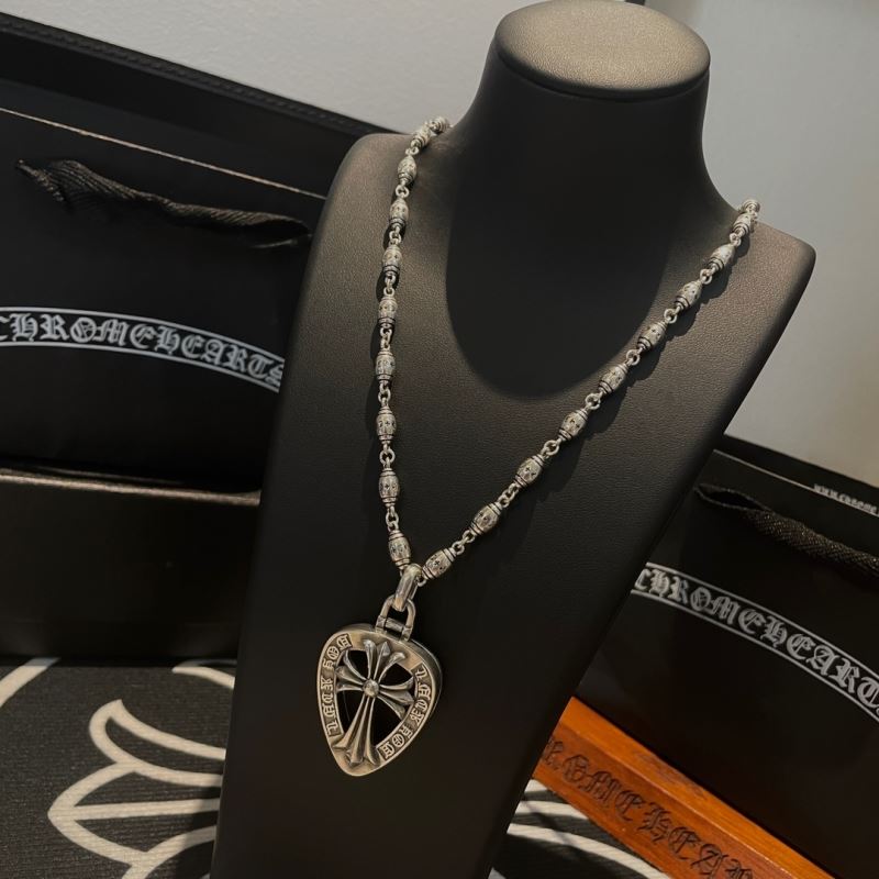 Ch*0me He**ts necklaces